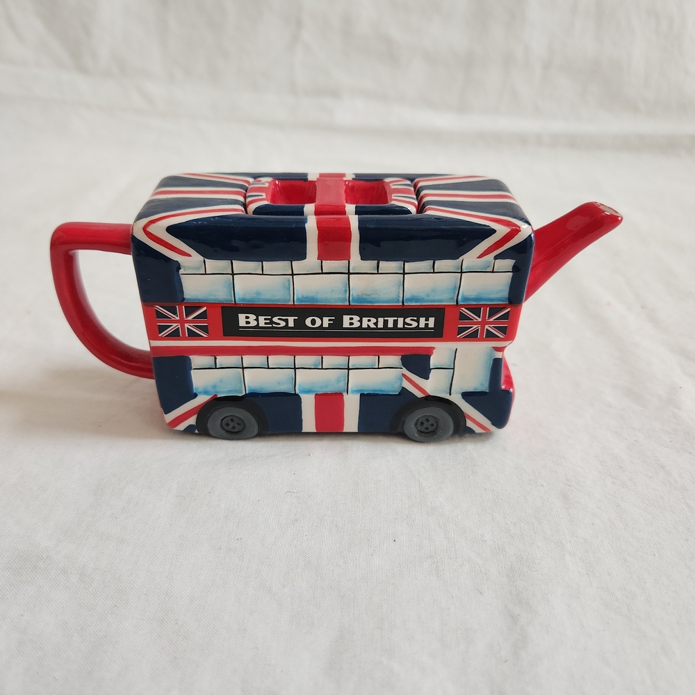 Union Jack Double Decker Bus Teapot - Picture 5 of 11